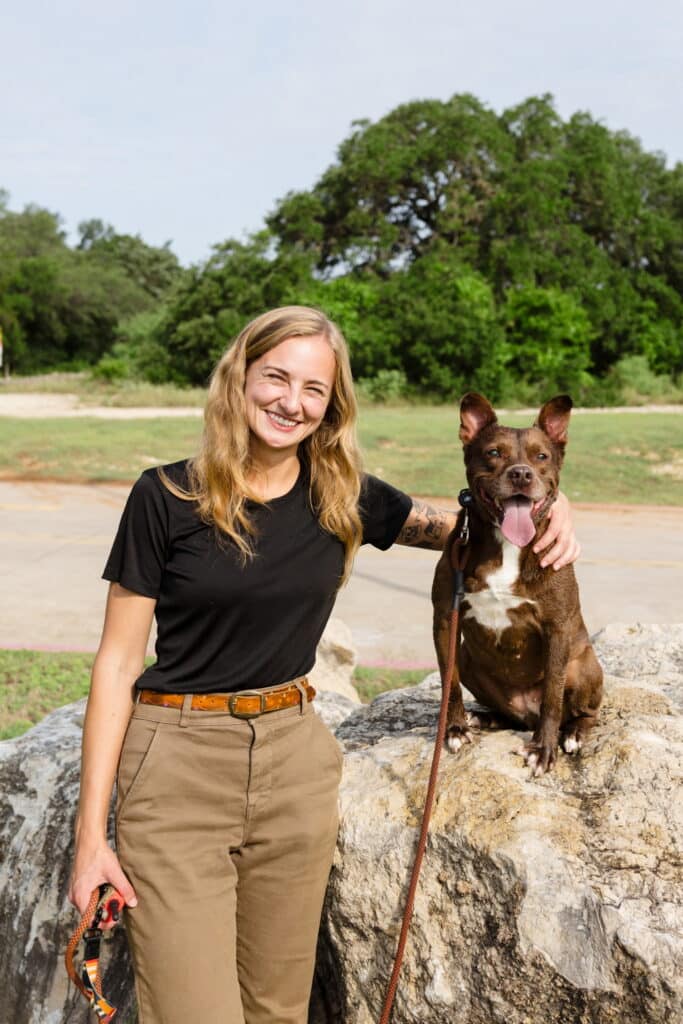Mia Alfonso aggressive pitbull training